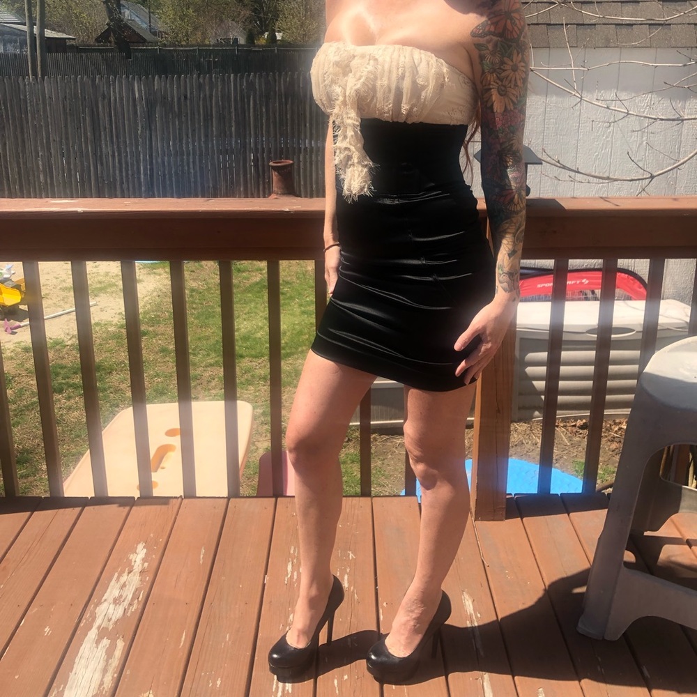 Bebe bodycon black satin with champagne lace trim